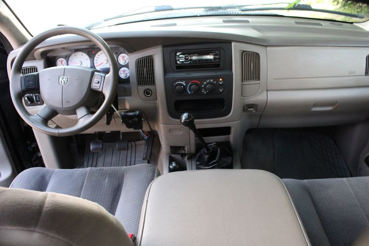 2004 Dodge Ram 2500 SLT | Victory Motors of Colorado