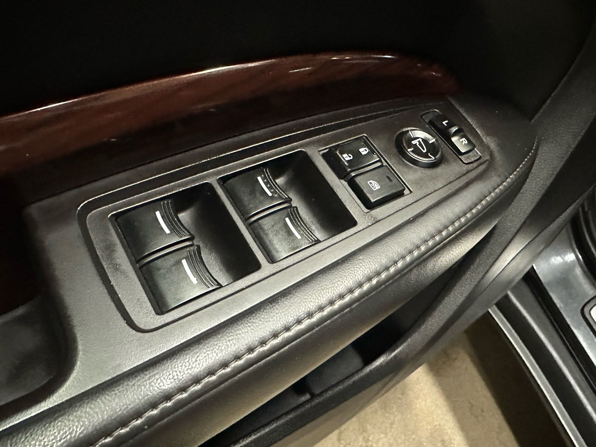 2015 Acura MDX Advance Entertainment photo 17