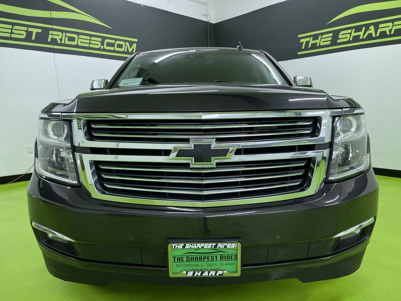 2016 Chevrolet Suburban LTZ photo 3