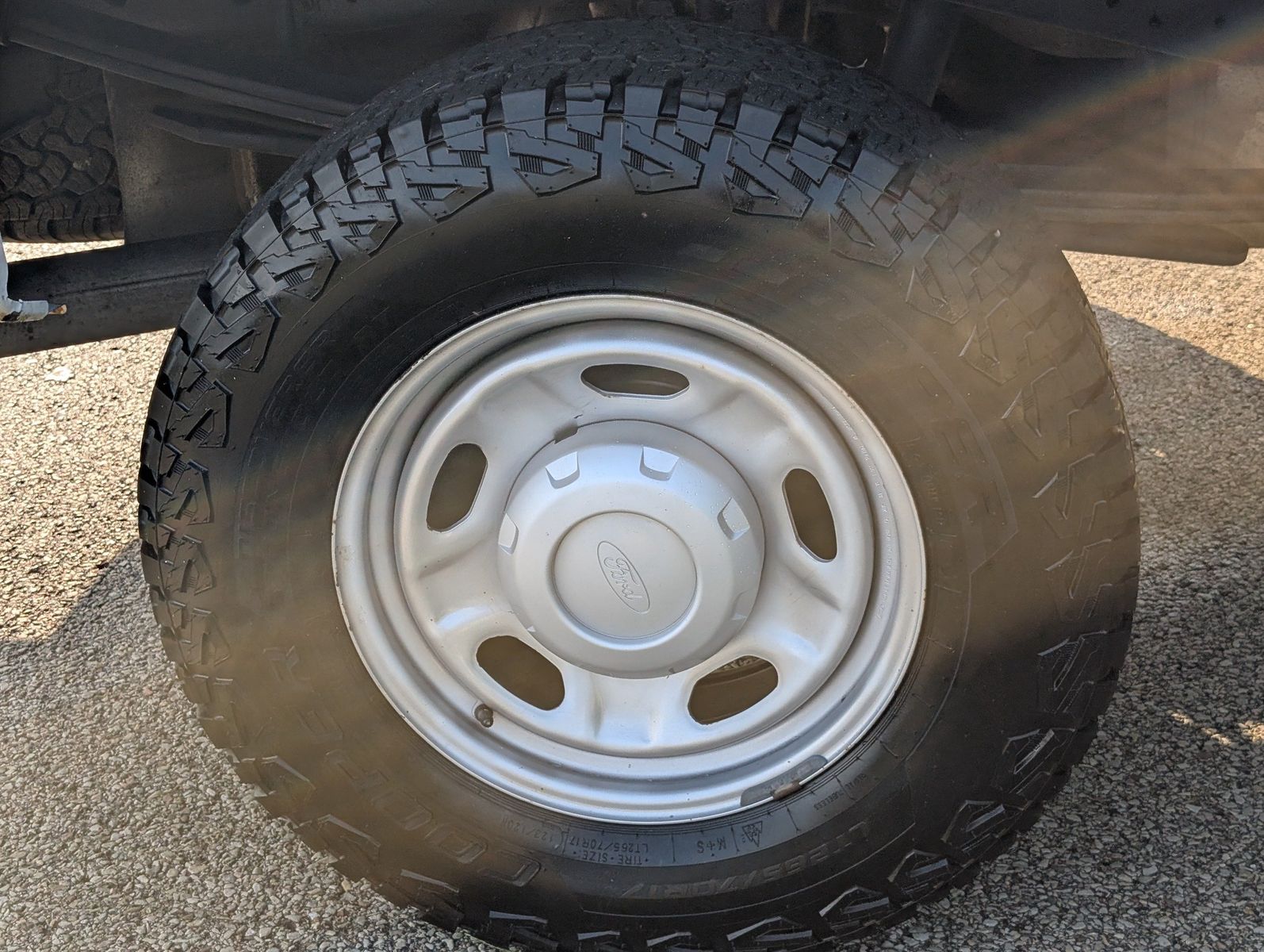 2016 Ford F-250 23