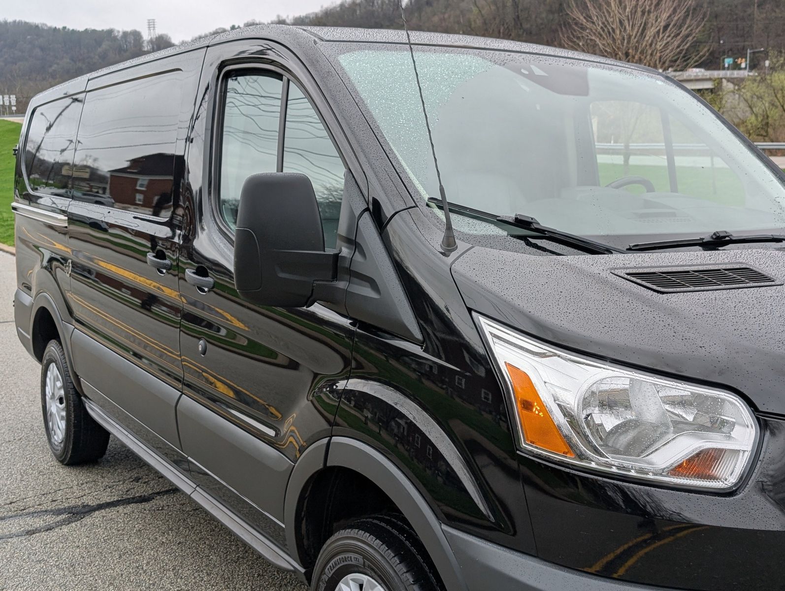 2018 Ford Transit-150 13