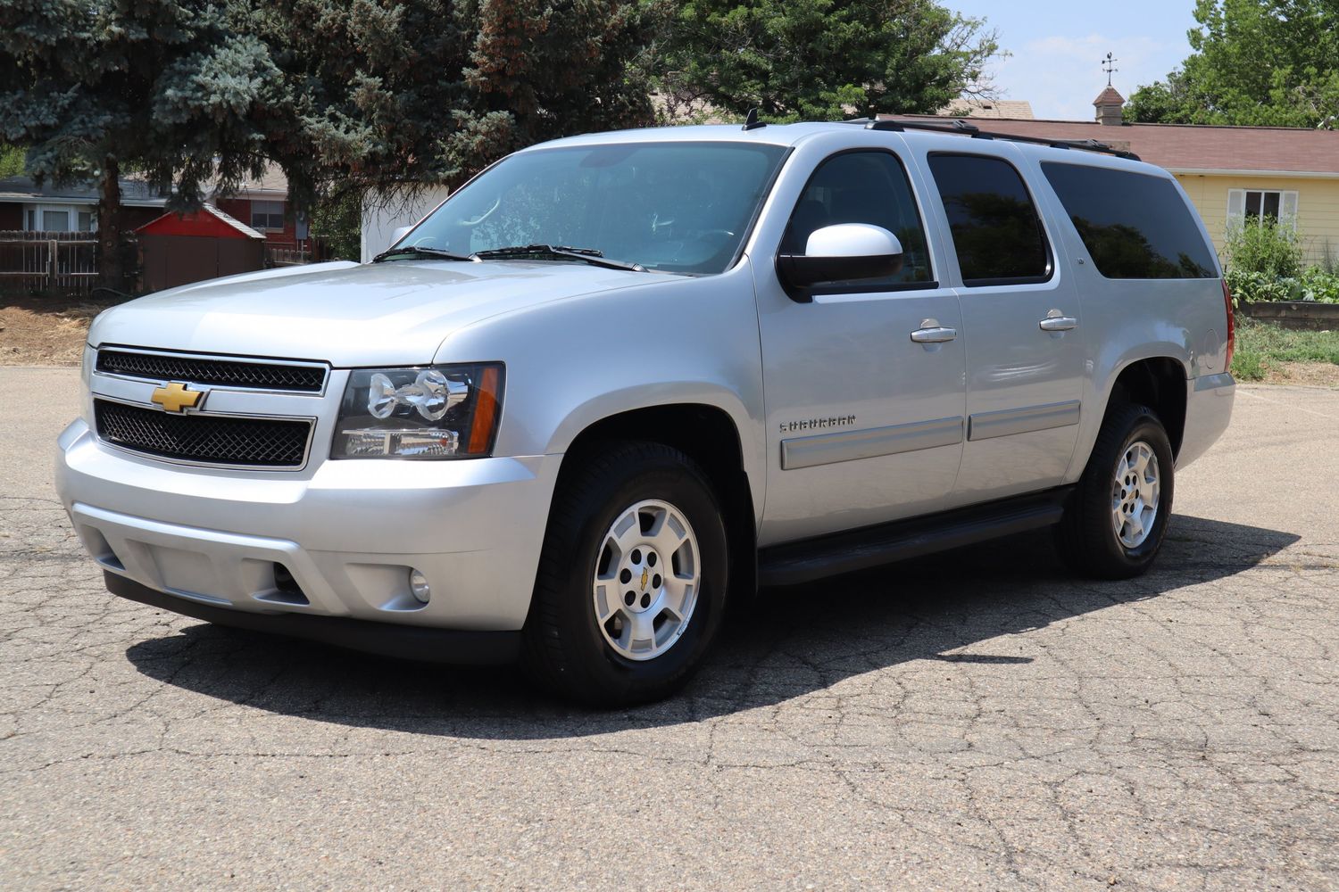 2013 chevrolet suburban lt 1500 victory motors of colorado