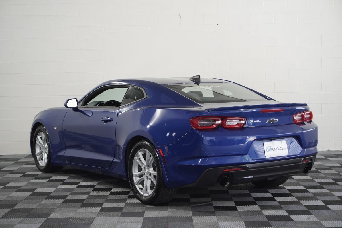 2020 Chevrolet Camaro RWD Coupe 1LS