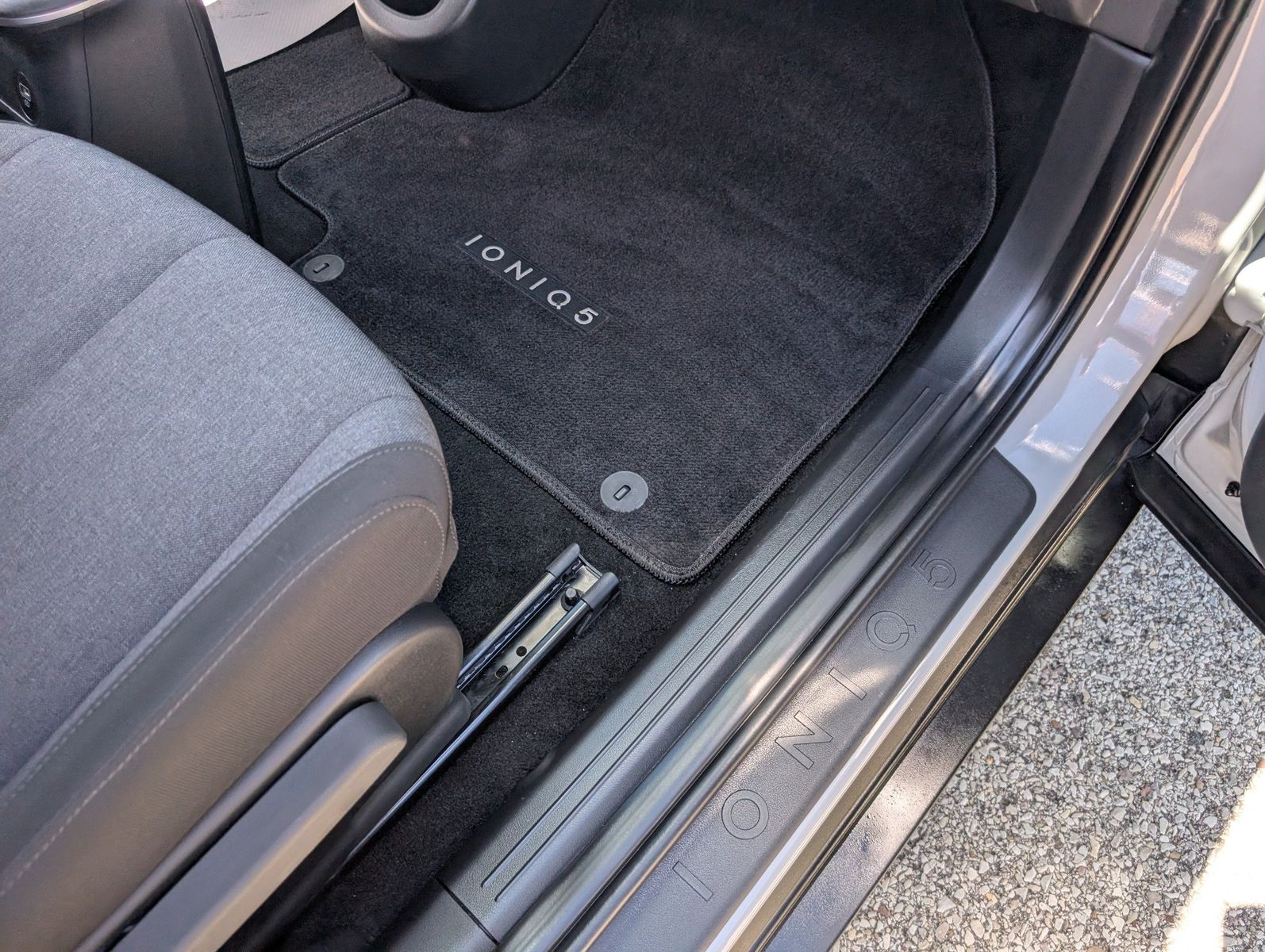2023 Hyundai IONIQ 5 76