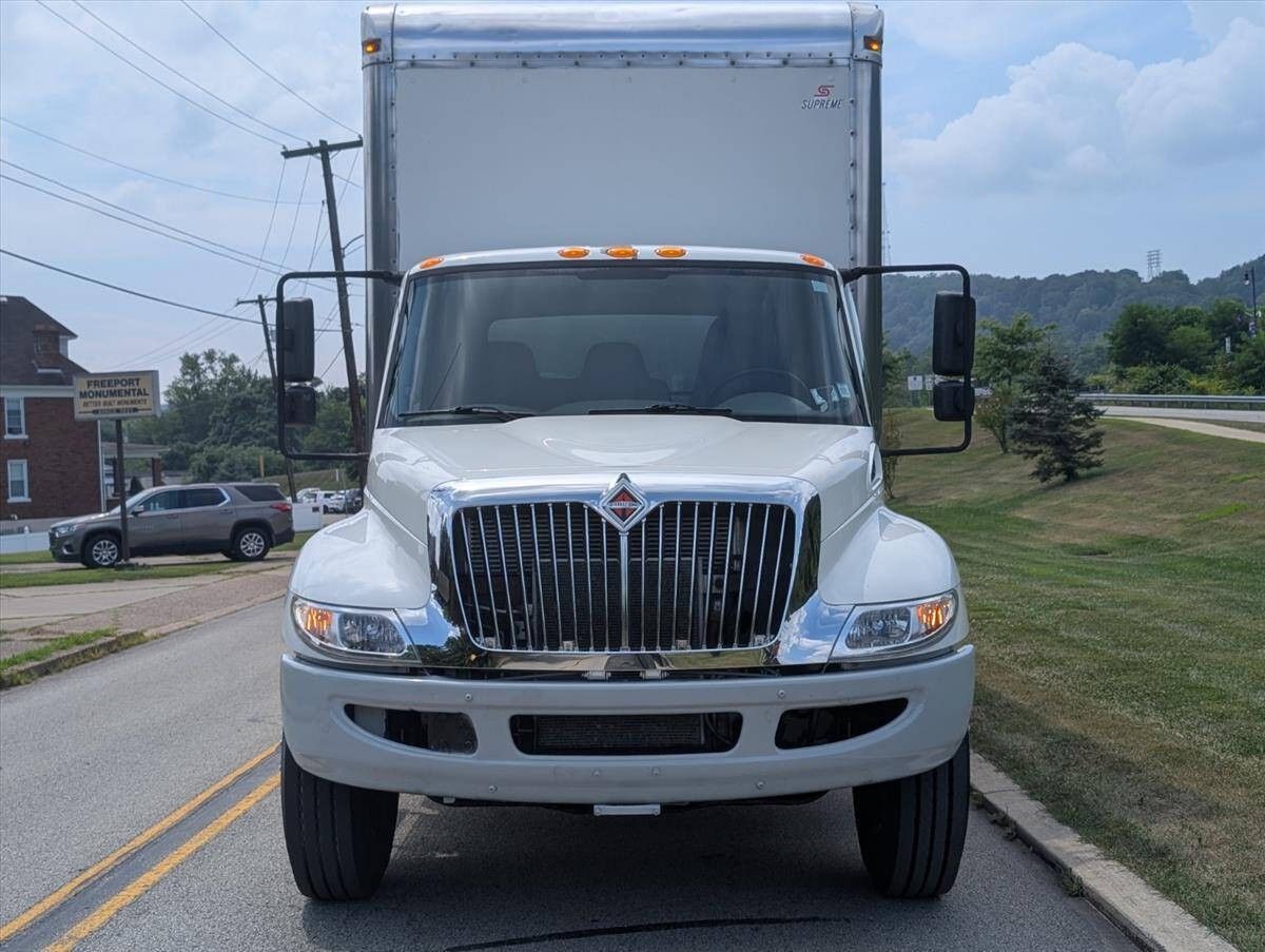 2018 International DuraStar 4300 13