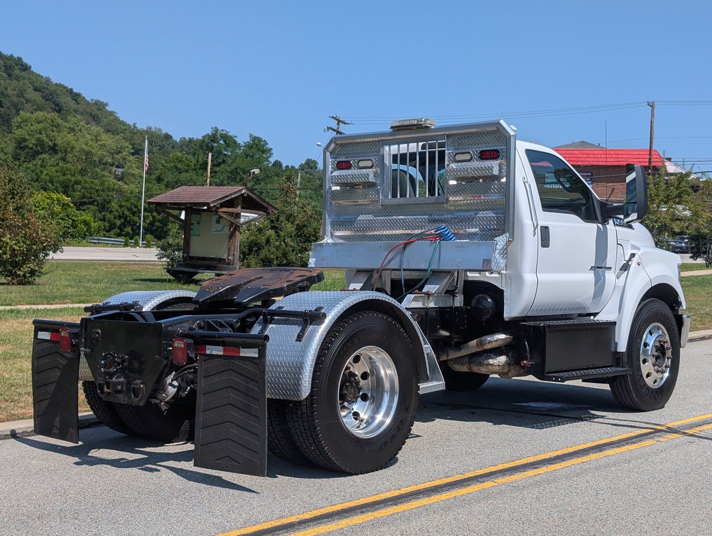 2018 Ford F-650 SuperCab photo 7