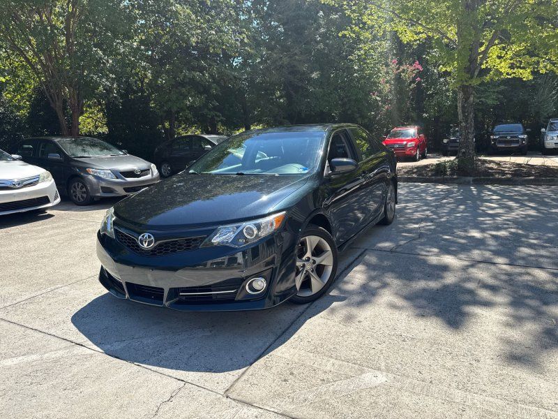 2014 Toyota Camry SE