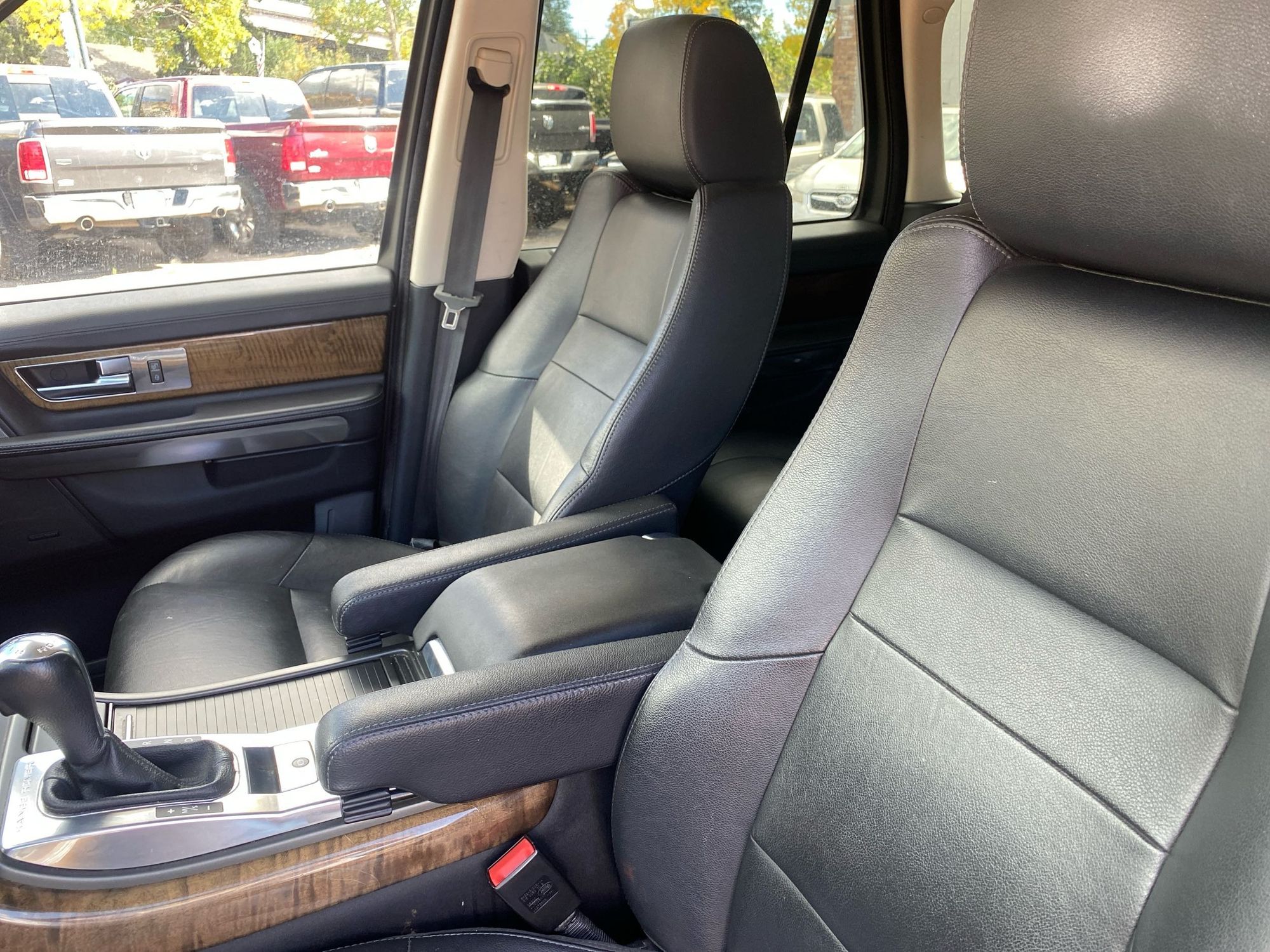 2013 Land Rover Range Rover Sport HSE photo 27