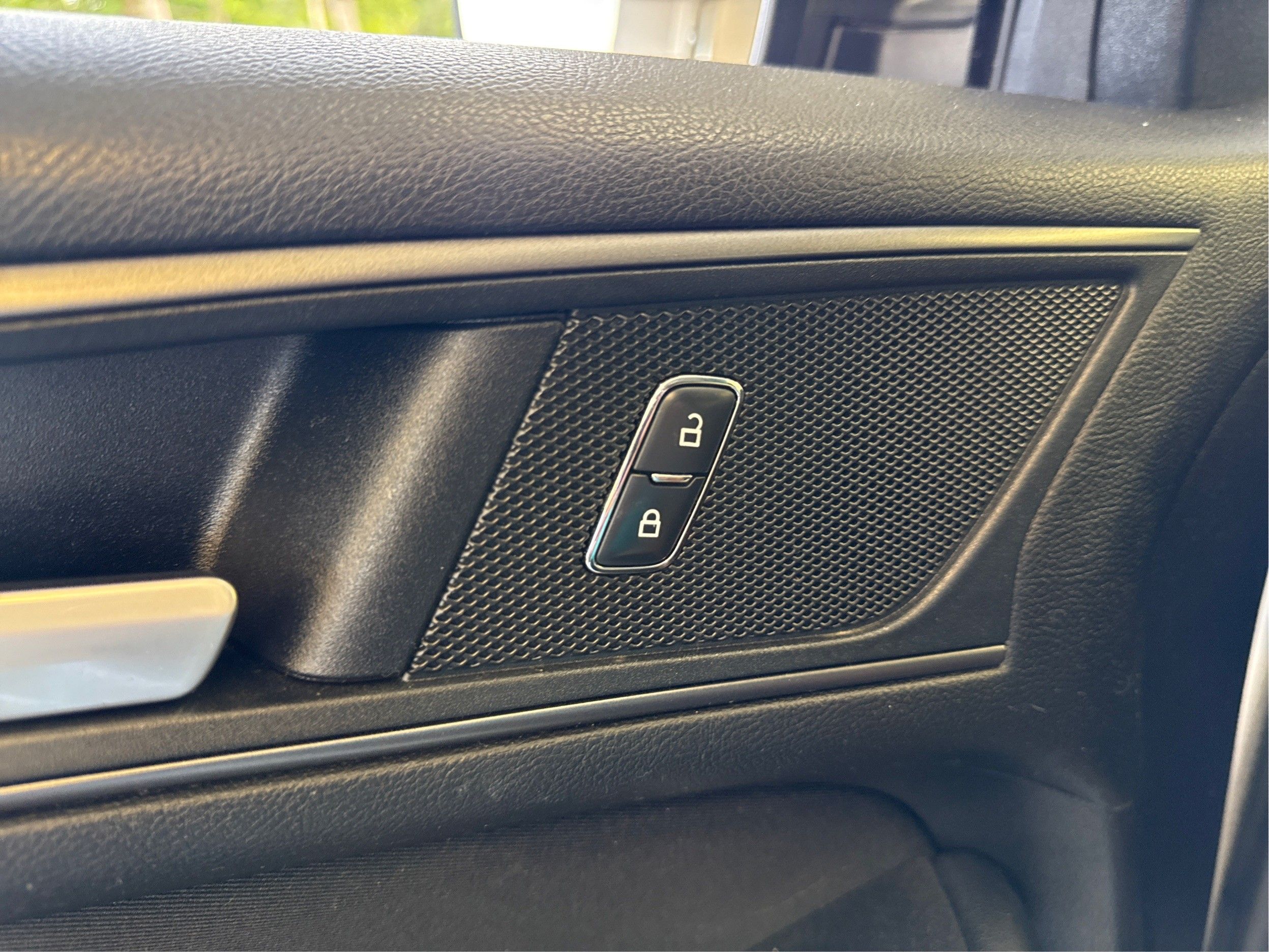 2018 Ford Edge SE - Photo 34