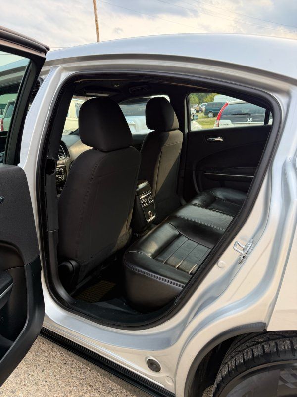 2018 Dodge Charger photo 3