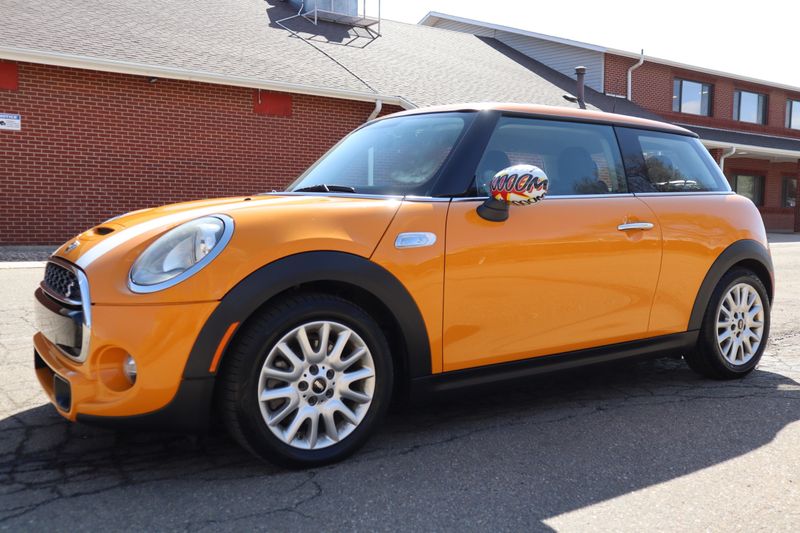 2014 MINI Cooper S Photos