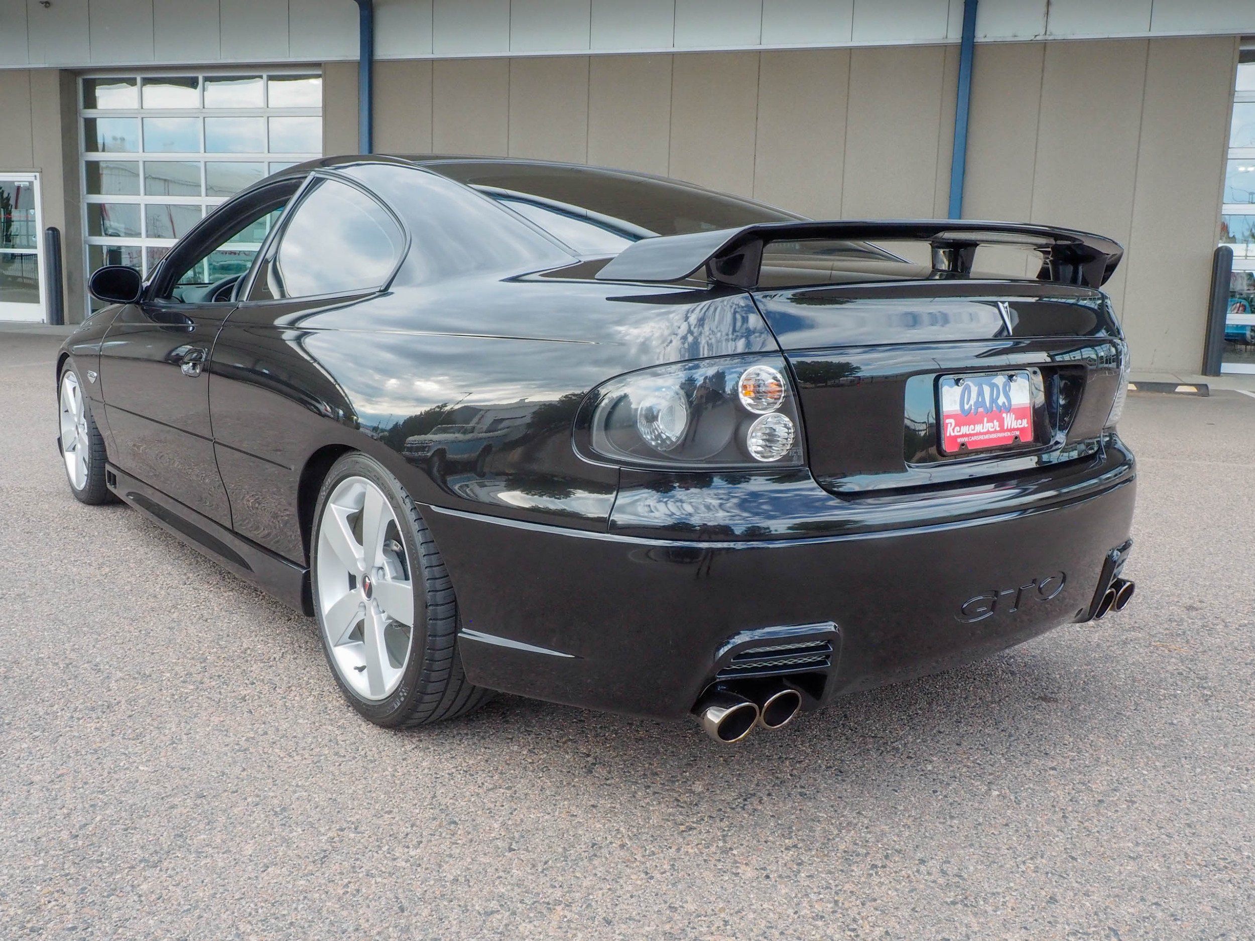 2005 Pontiac GTO Black 