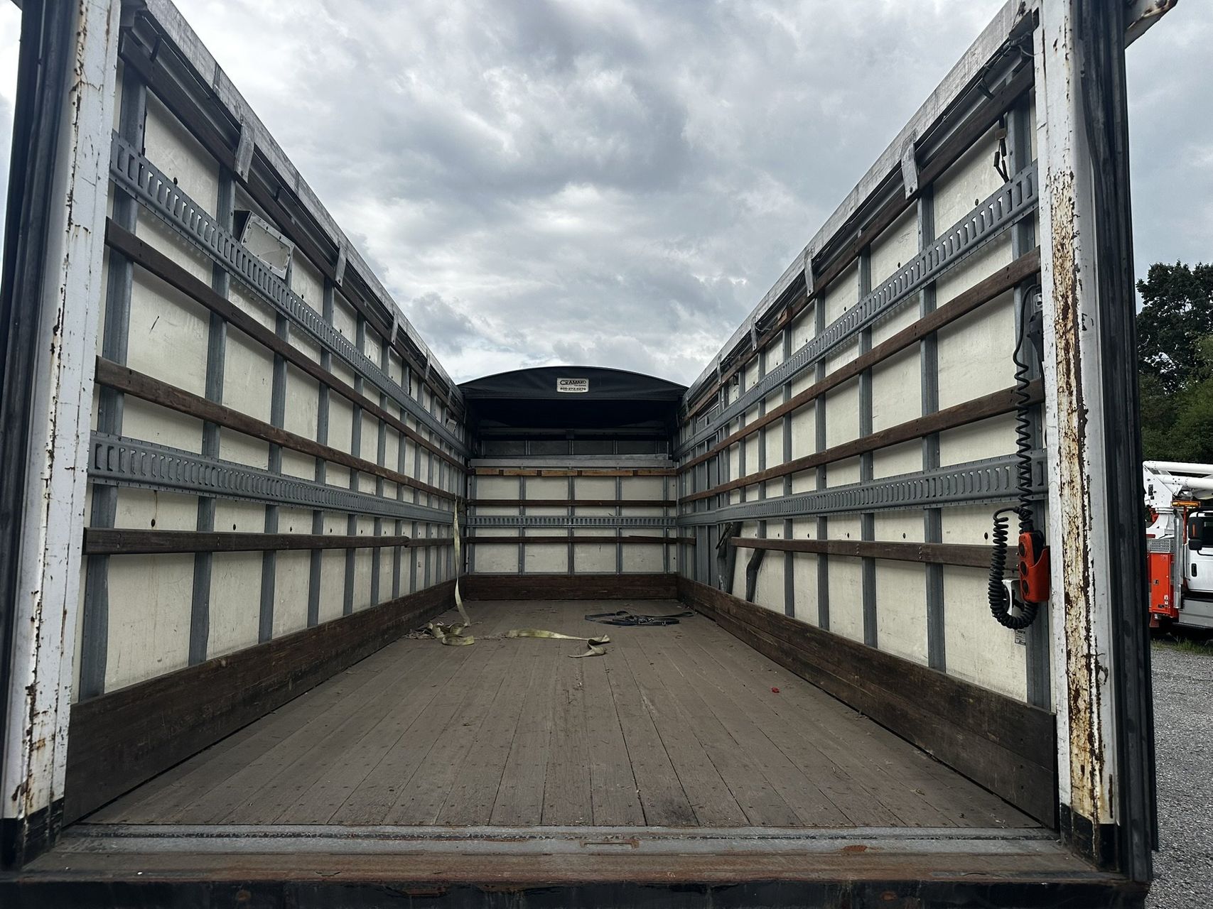 2016 Freightliner M2 106 38