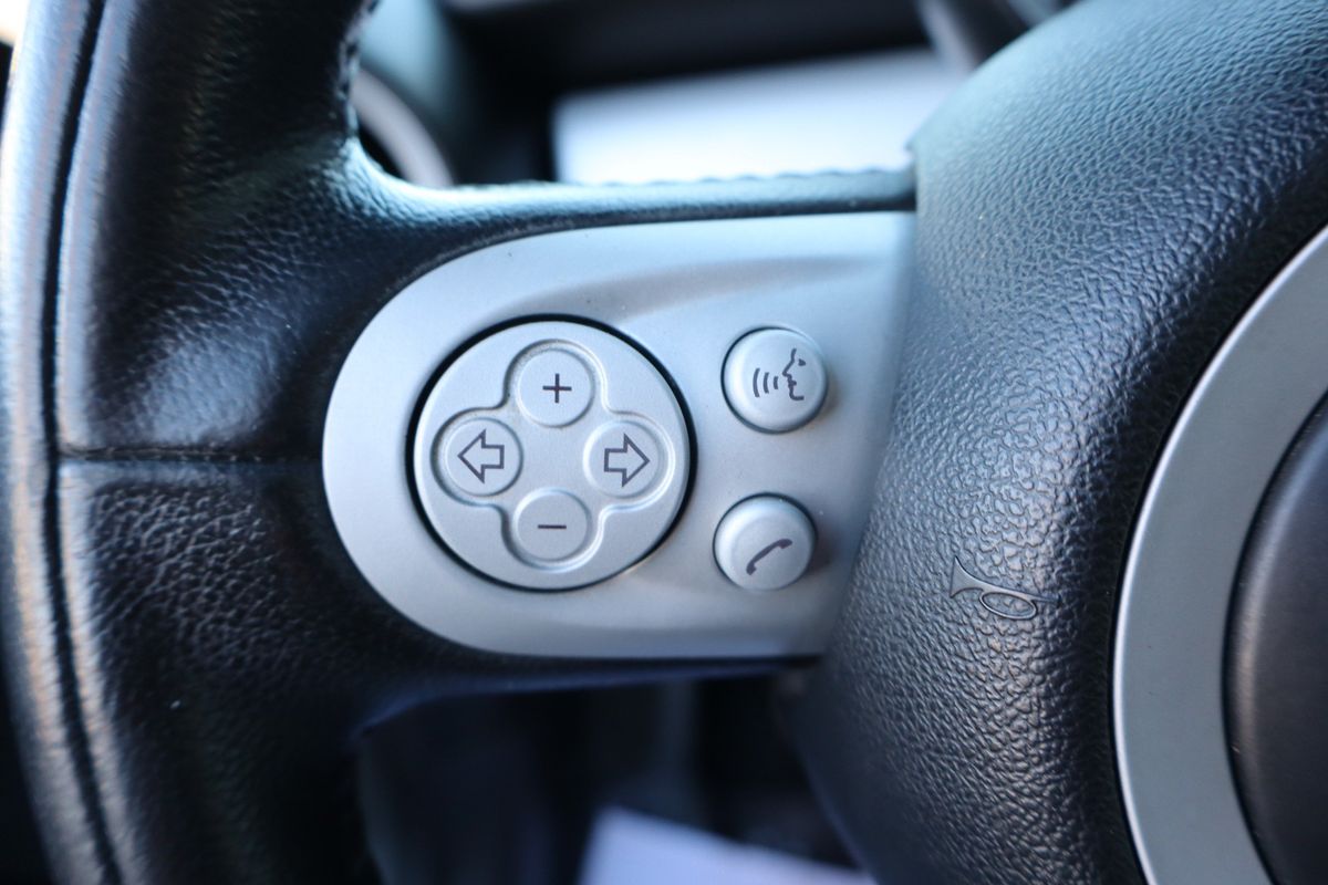 2009 MINI Cooper Base