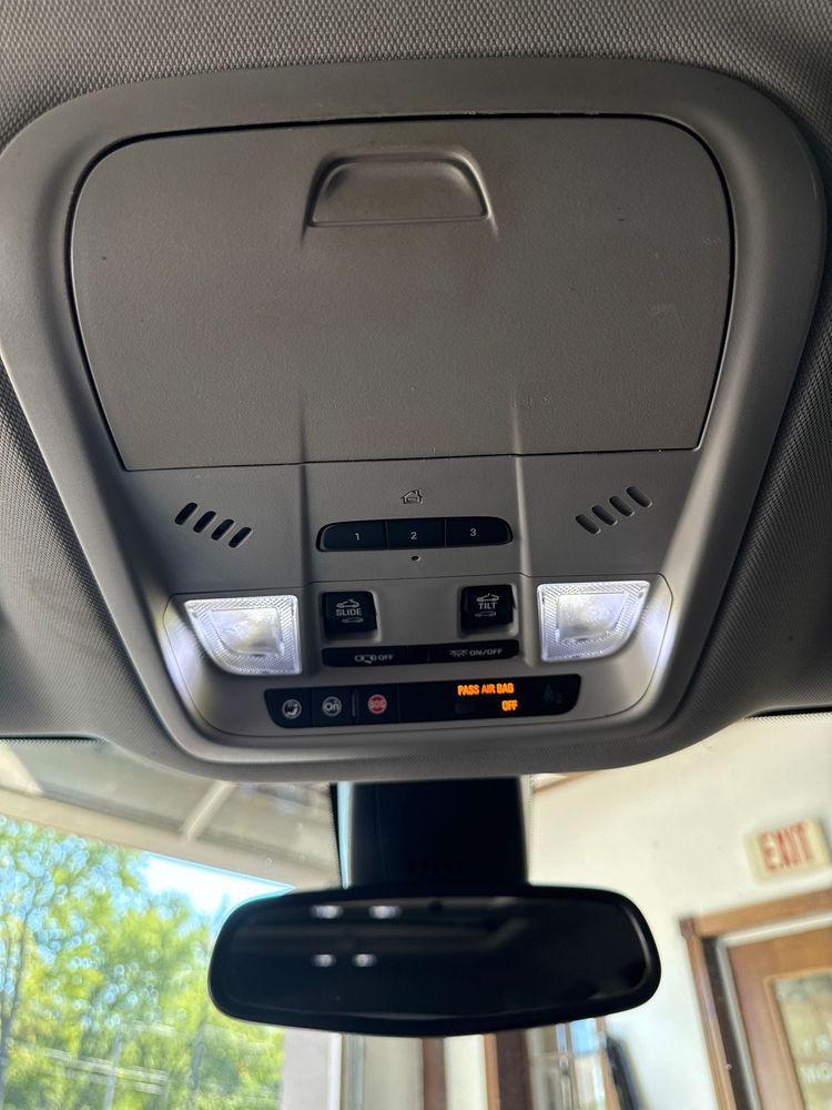 2018 Buick Enclave Premium photo 39