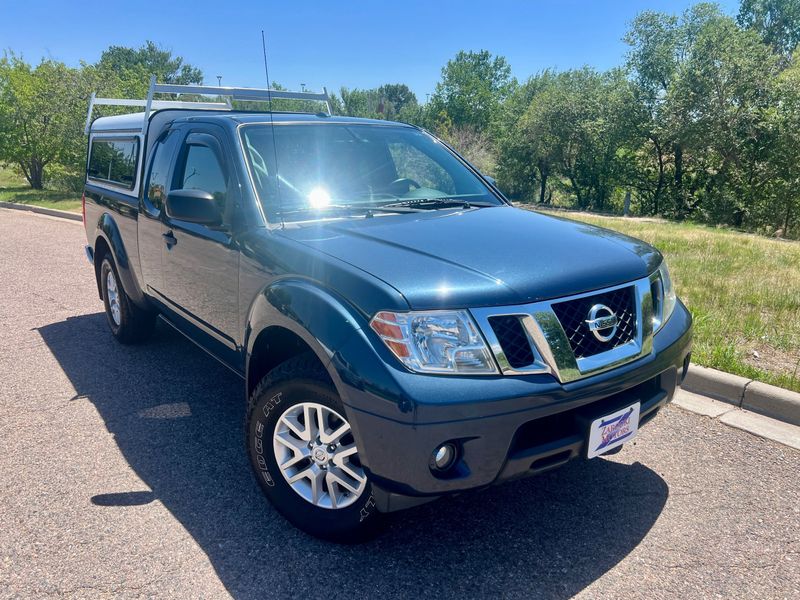 Blue 2018 Nissan Frontier Pickup Truck Four-Wheel Drive 5-Speed Automatic