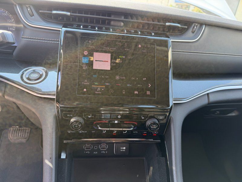 2022 Jeep Grand Cherokee Laredo - Photo 11