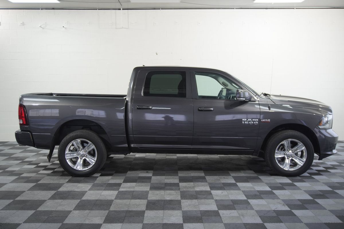 2018 Ram 1500 Sport Crew Cab 4x4 5'7" Box