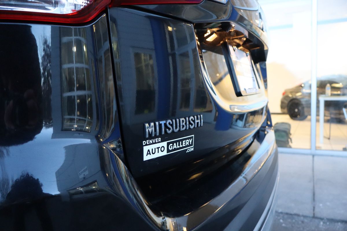 2019 Mitsubishi Outlander SE