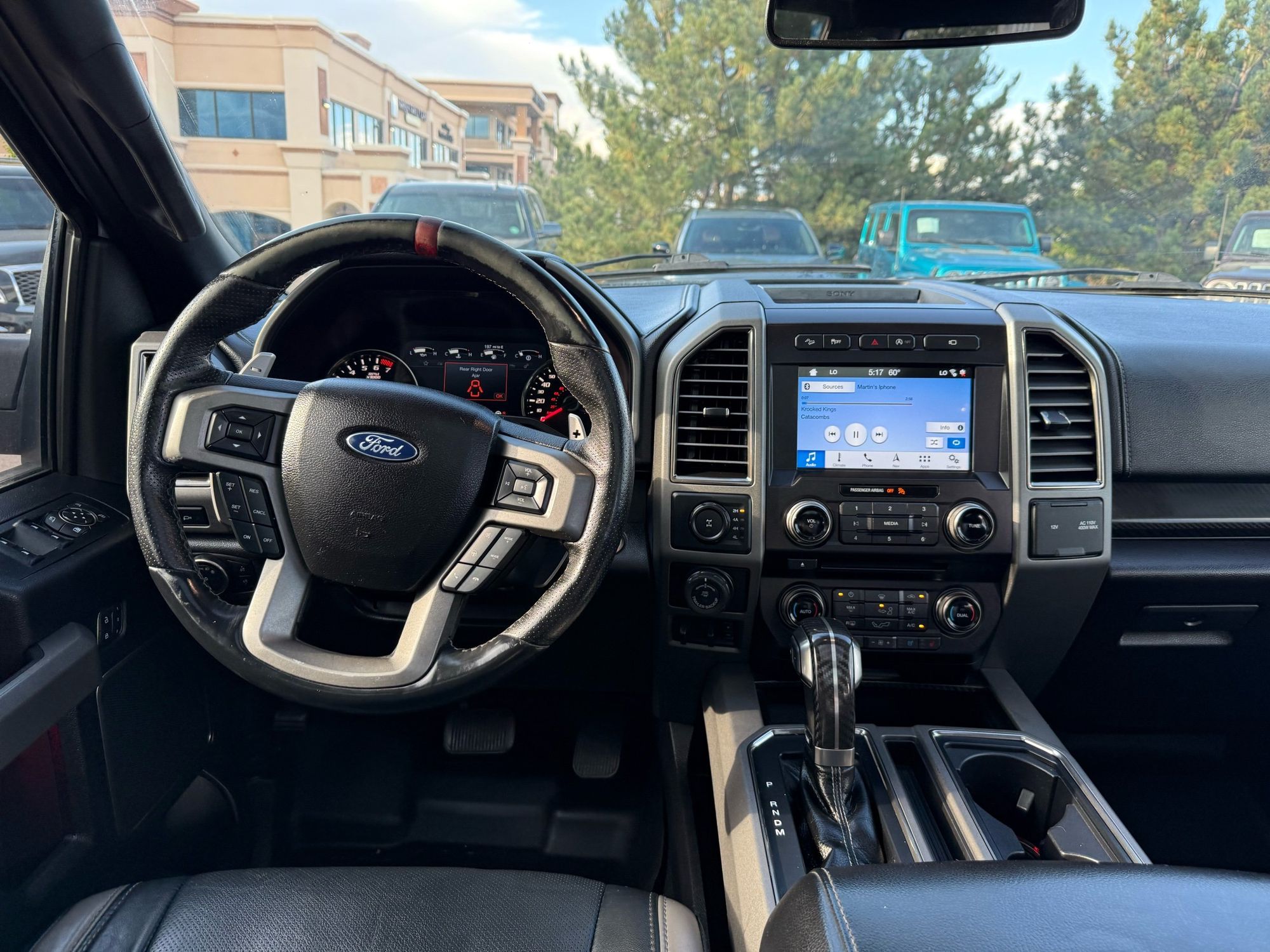 2017 Ford F-150 Raptor photo 25