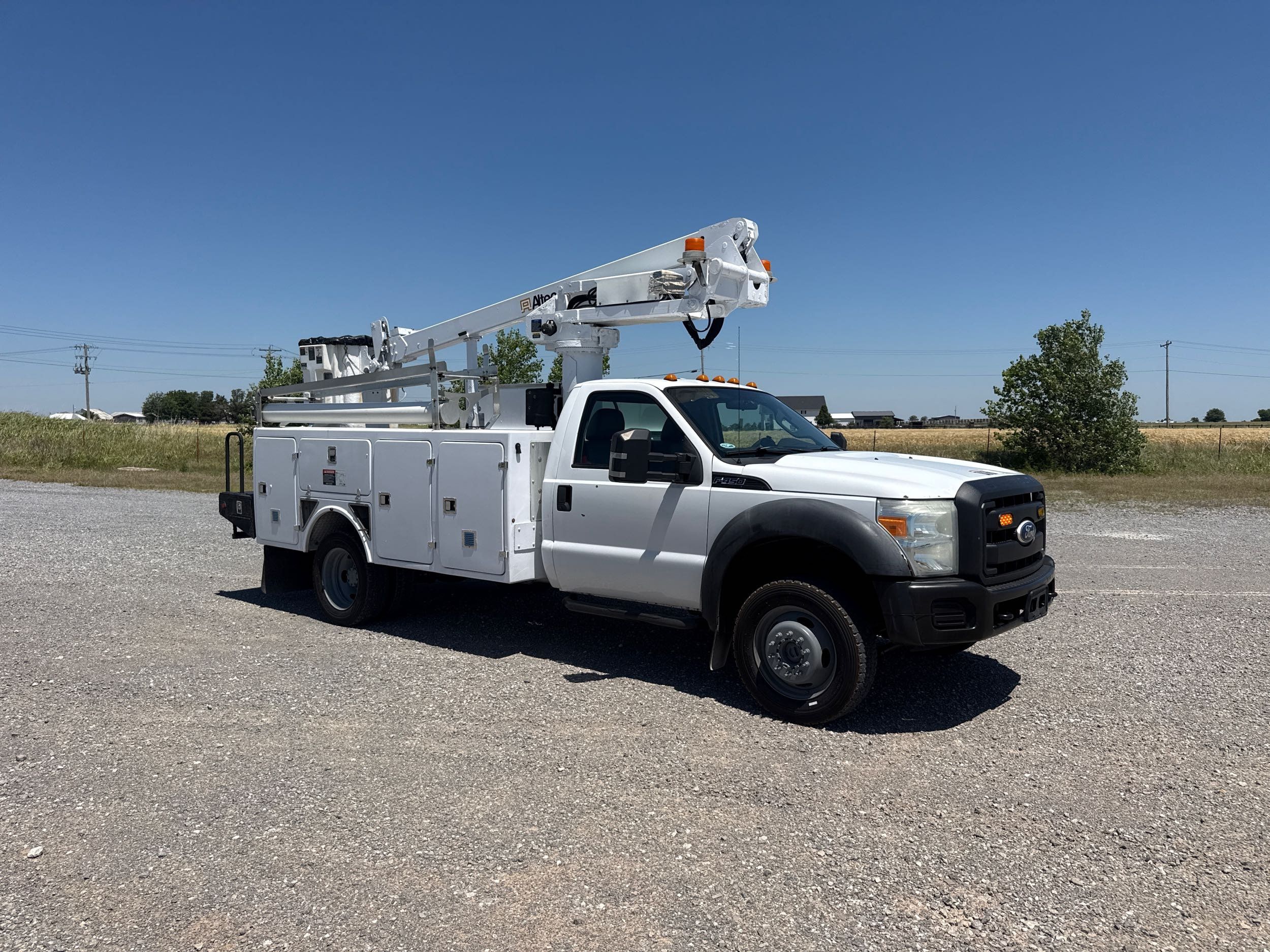 2011 Ford F-450's photo