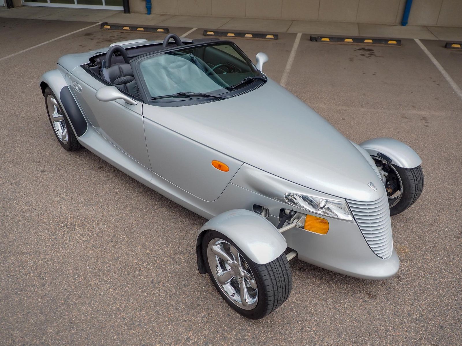 2000 Plymouth Prowler 13