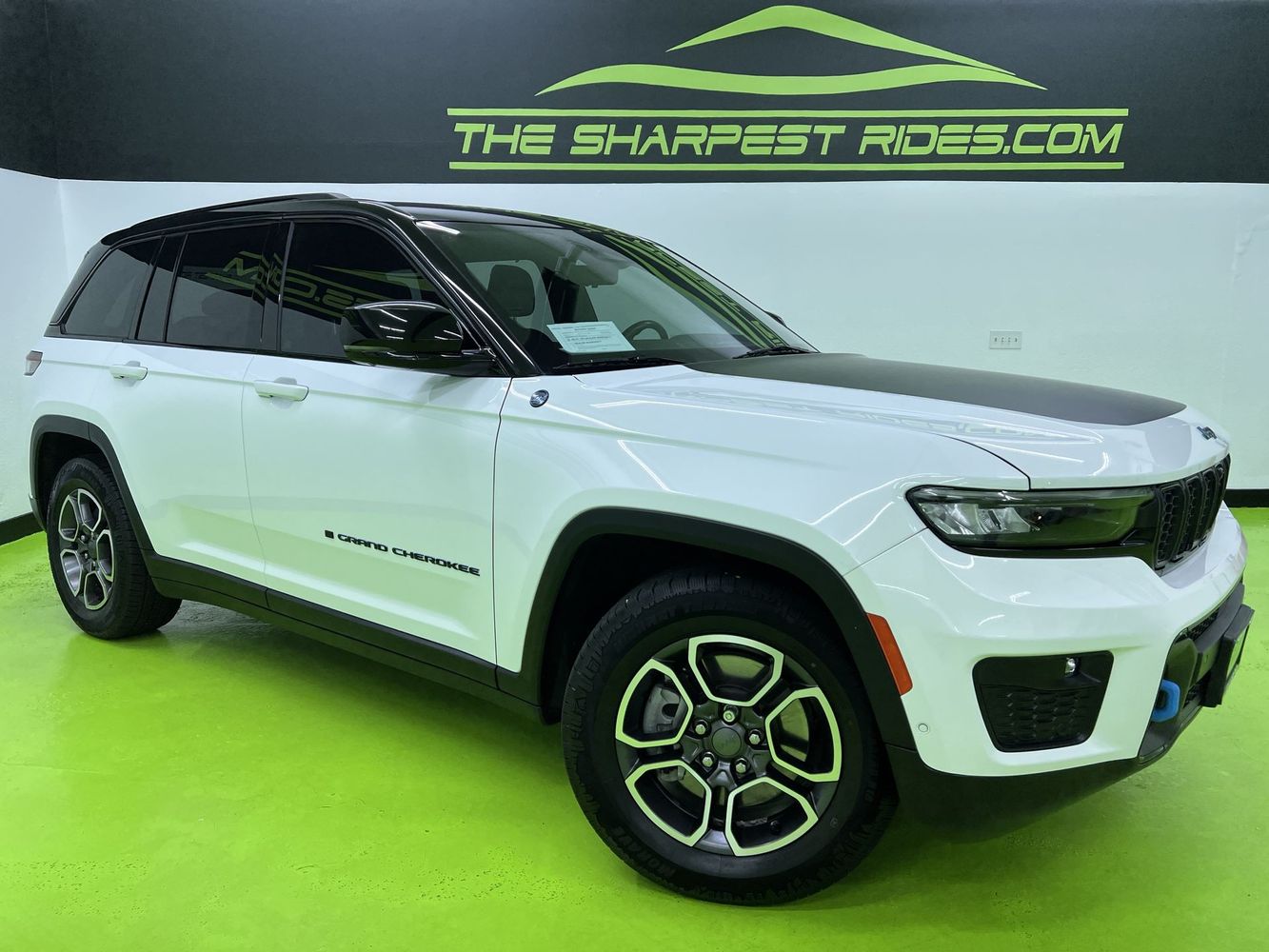 2023 Jeep Grand Cherokee Trailhawk 4xe 4x4's photo