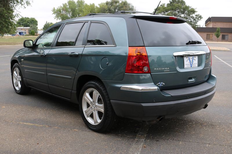 UOLUQVCYWJF0MX.jpg?h=500