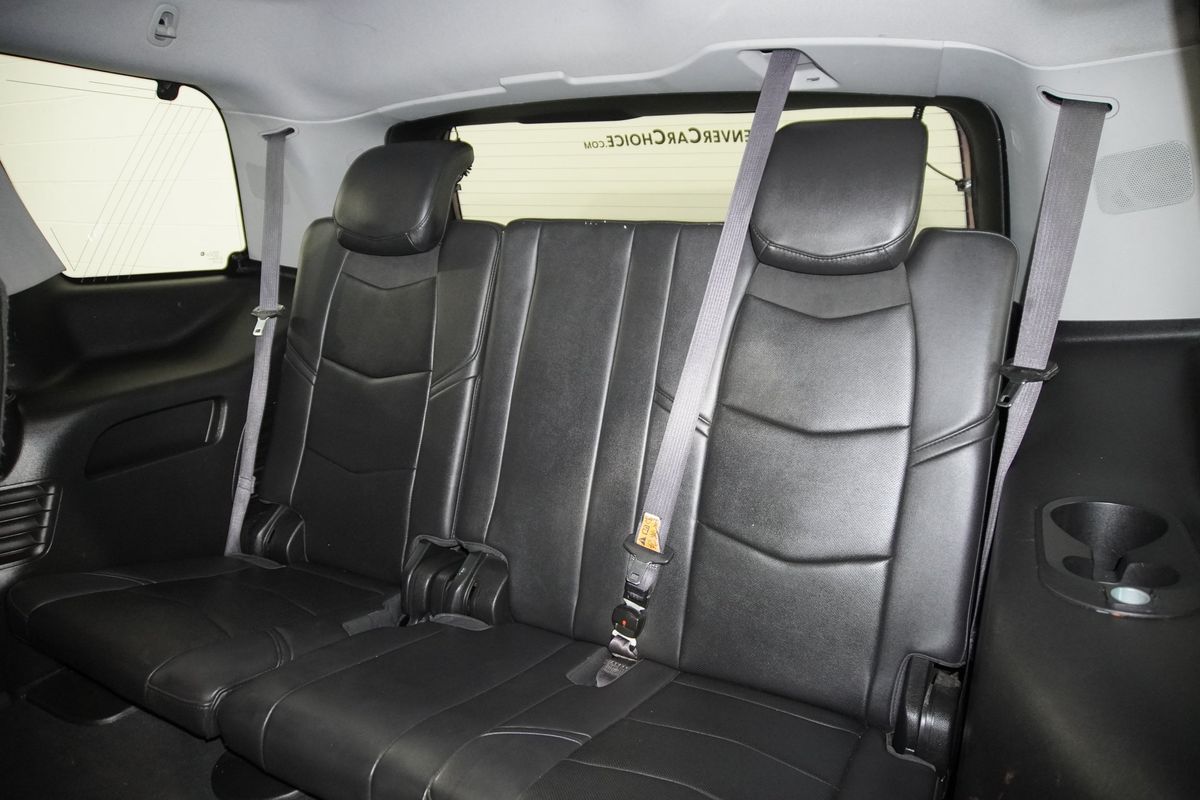 2016 Cadillac Escalade Luxury Collection