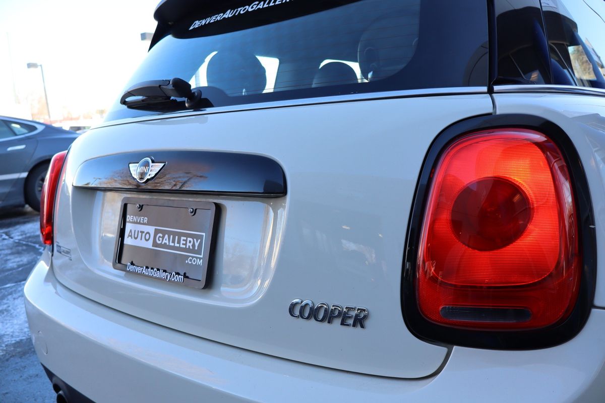 2017 MINI Hardtop Cooper