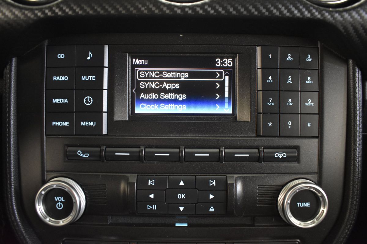 2017 Ford Mustang V6