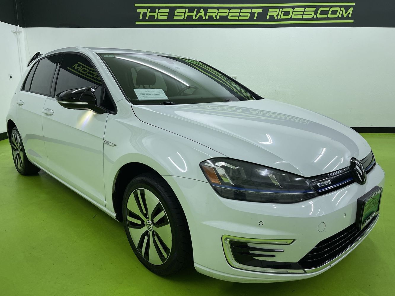 2016 Volkswagen e-Golf SEL Premium photo 2
