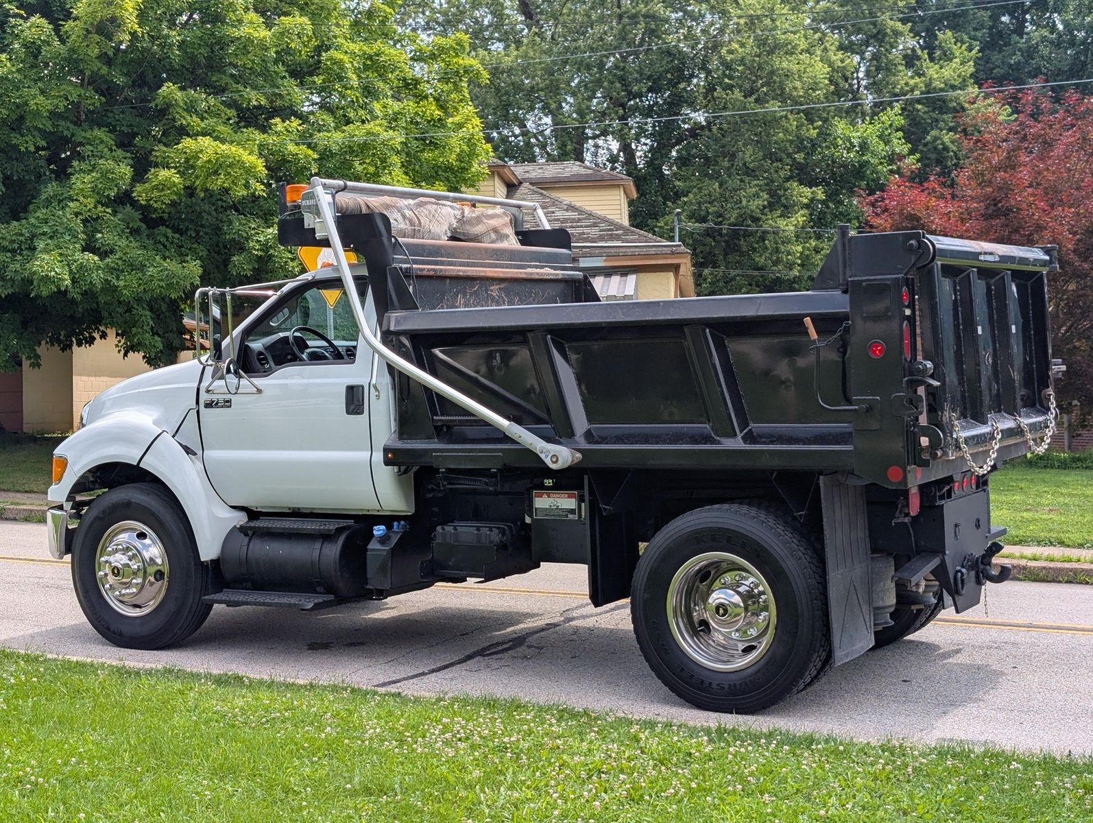 2015 Ford F-750 86