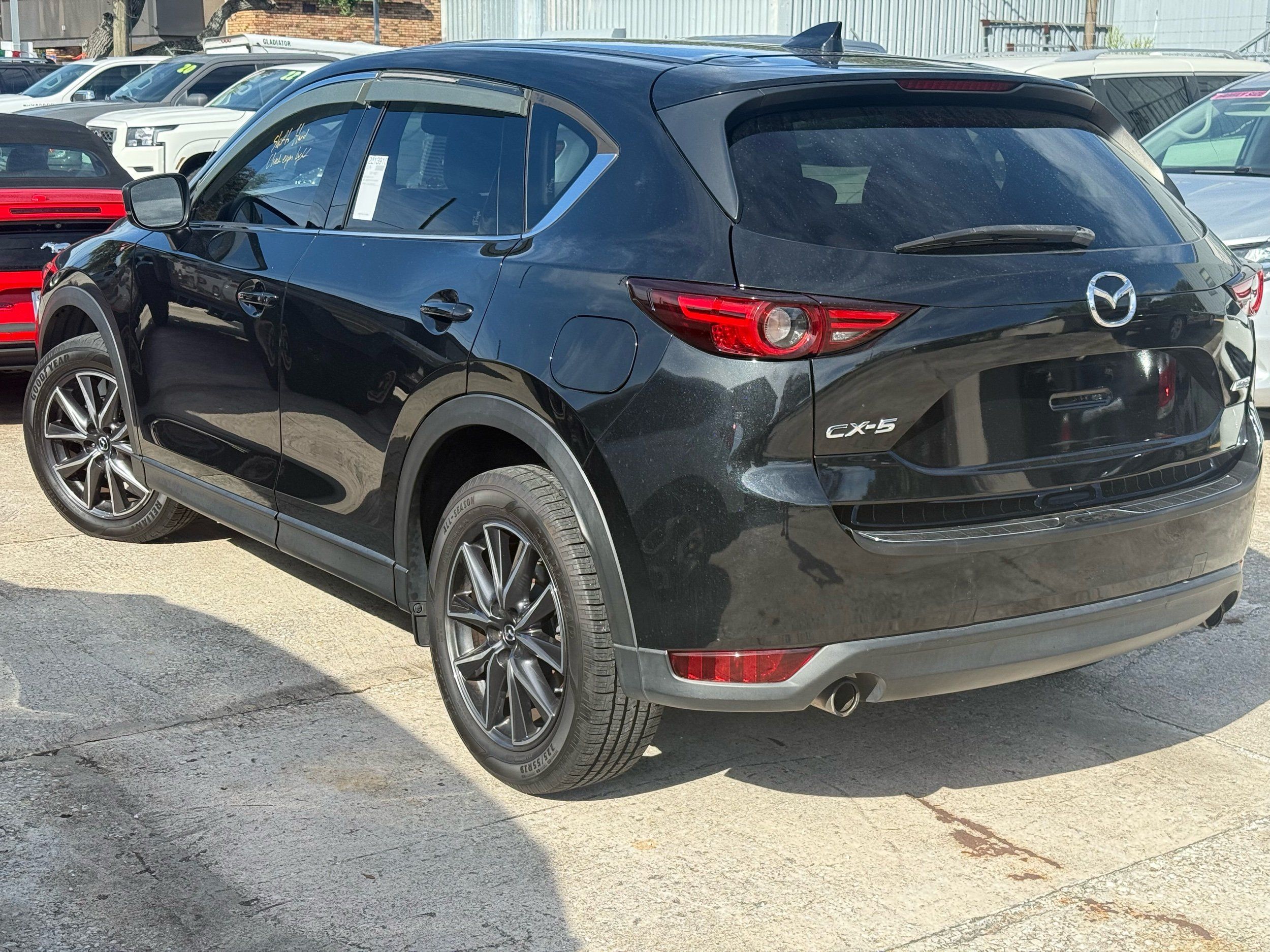 2017 Mazda CX-5 Grand Touring photo 3