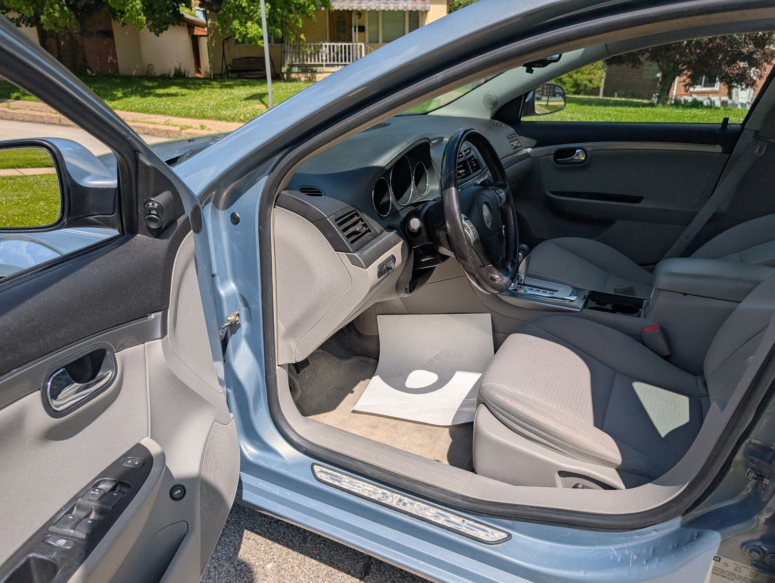 2009 Saturn Aura 35