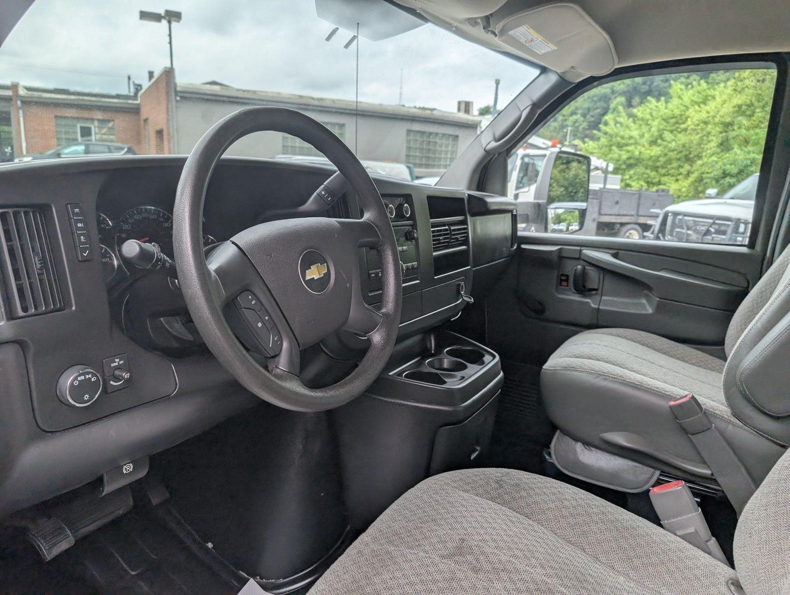 2013 Chevrolet Express 39