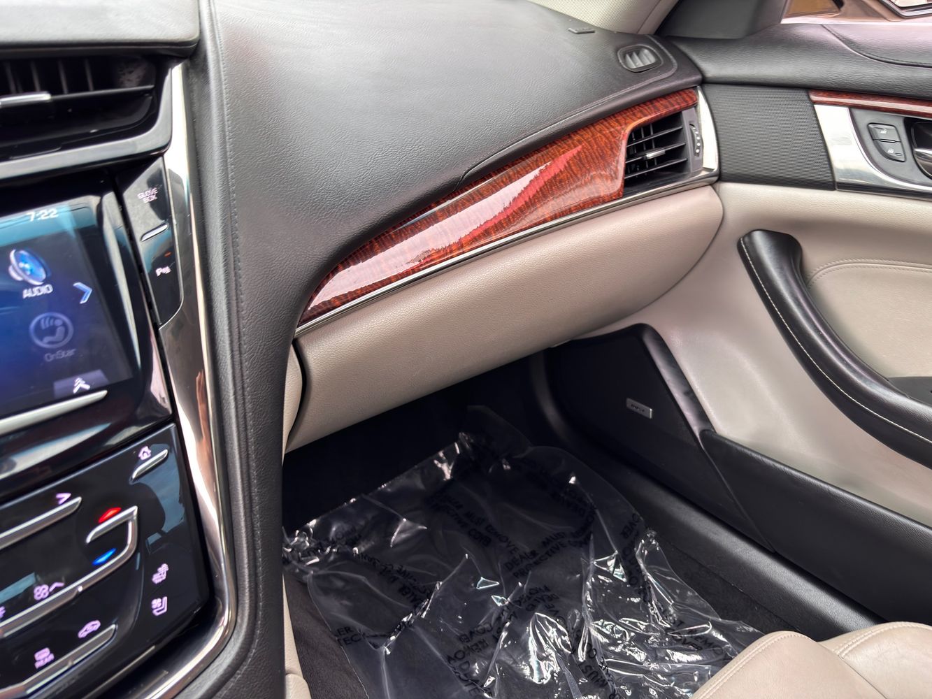2014 Cadillac CTS Standard photo 19
