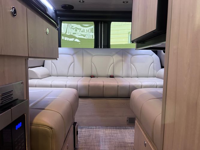 2022 Grech RV TurismoIon Mountain Luxe RV