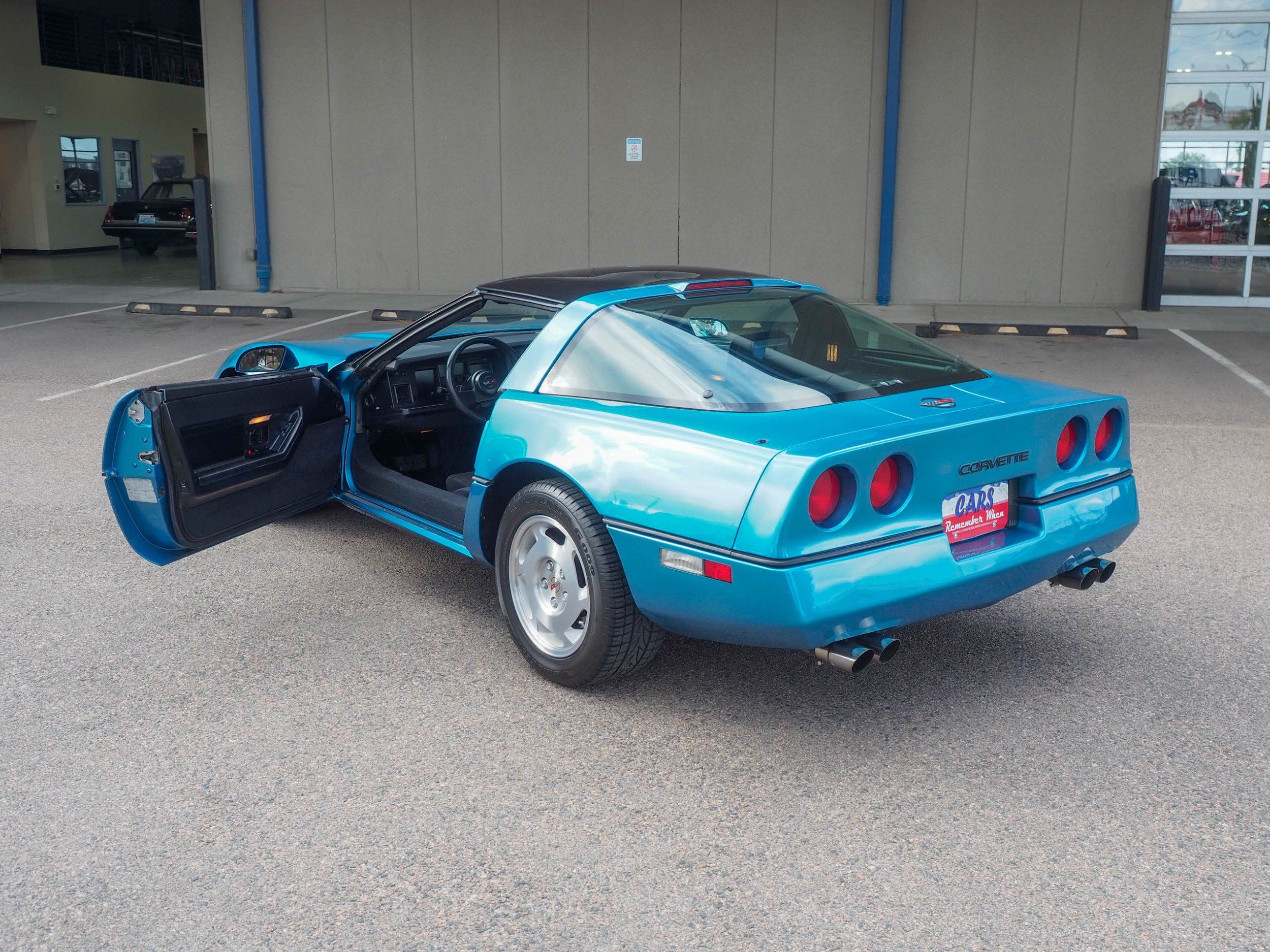 1988 Chevrolet Corvette Blue Coupe
