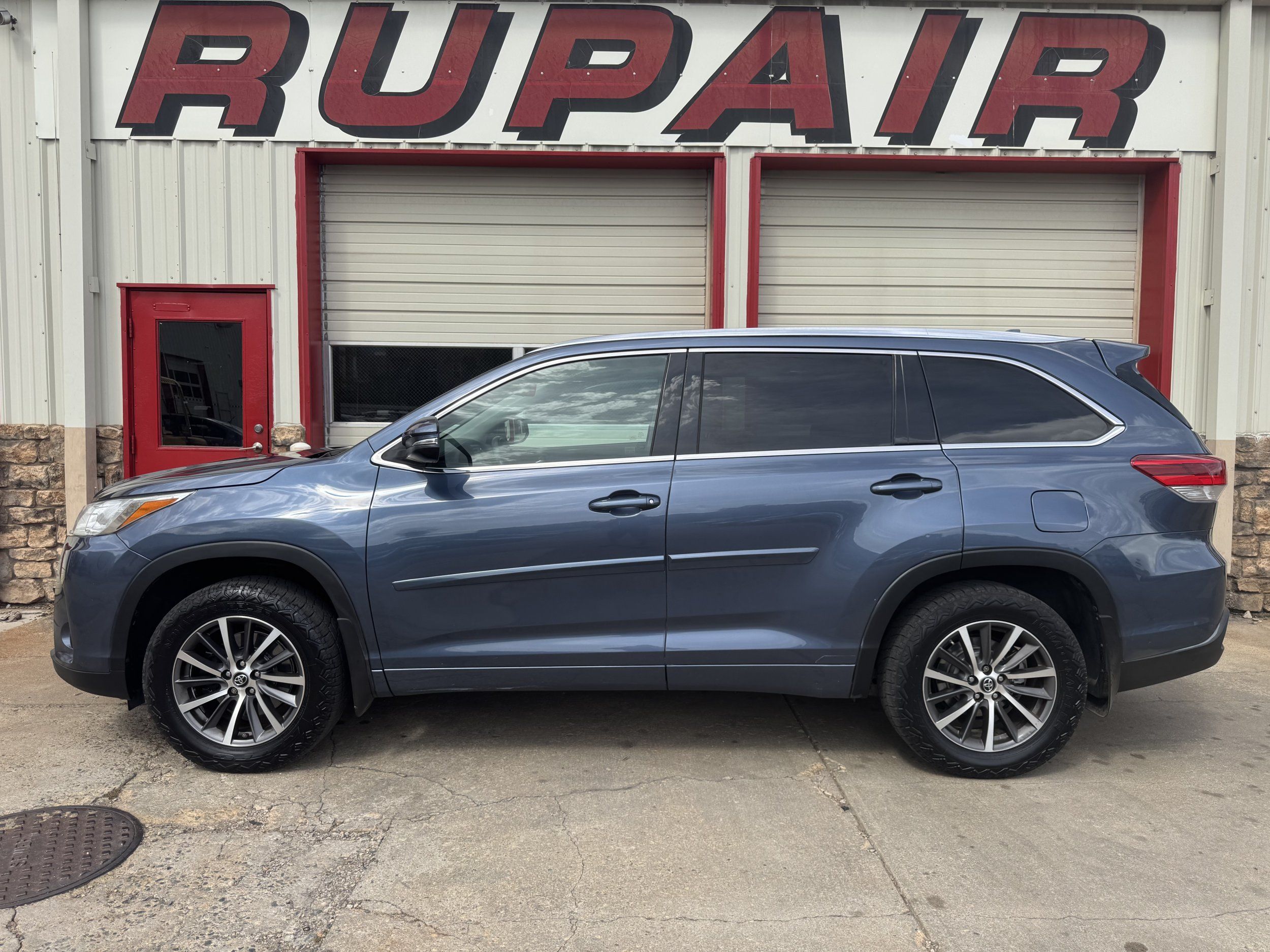 2017 Toyota Highlander