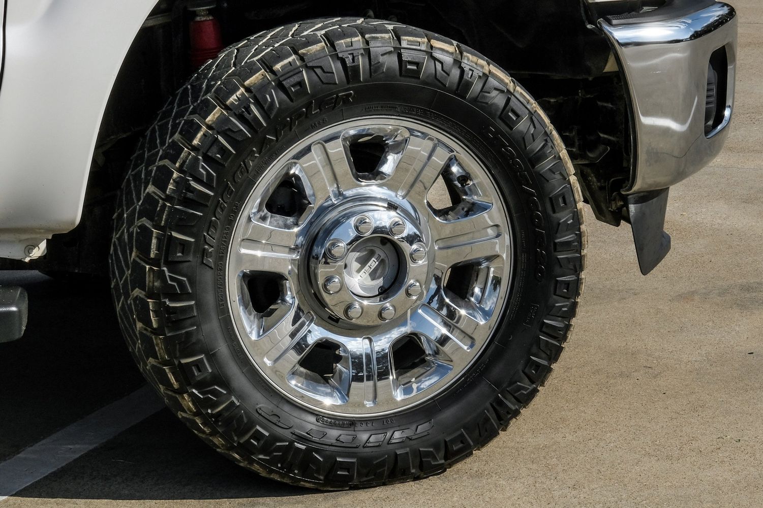 2013 Ford F-250 Platinum photo 53