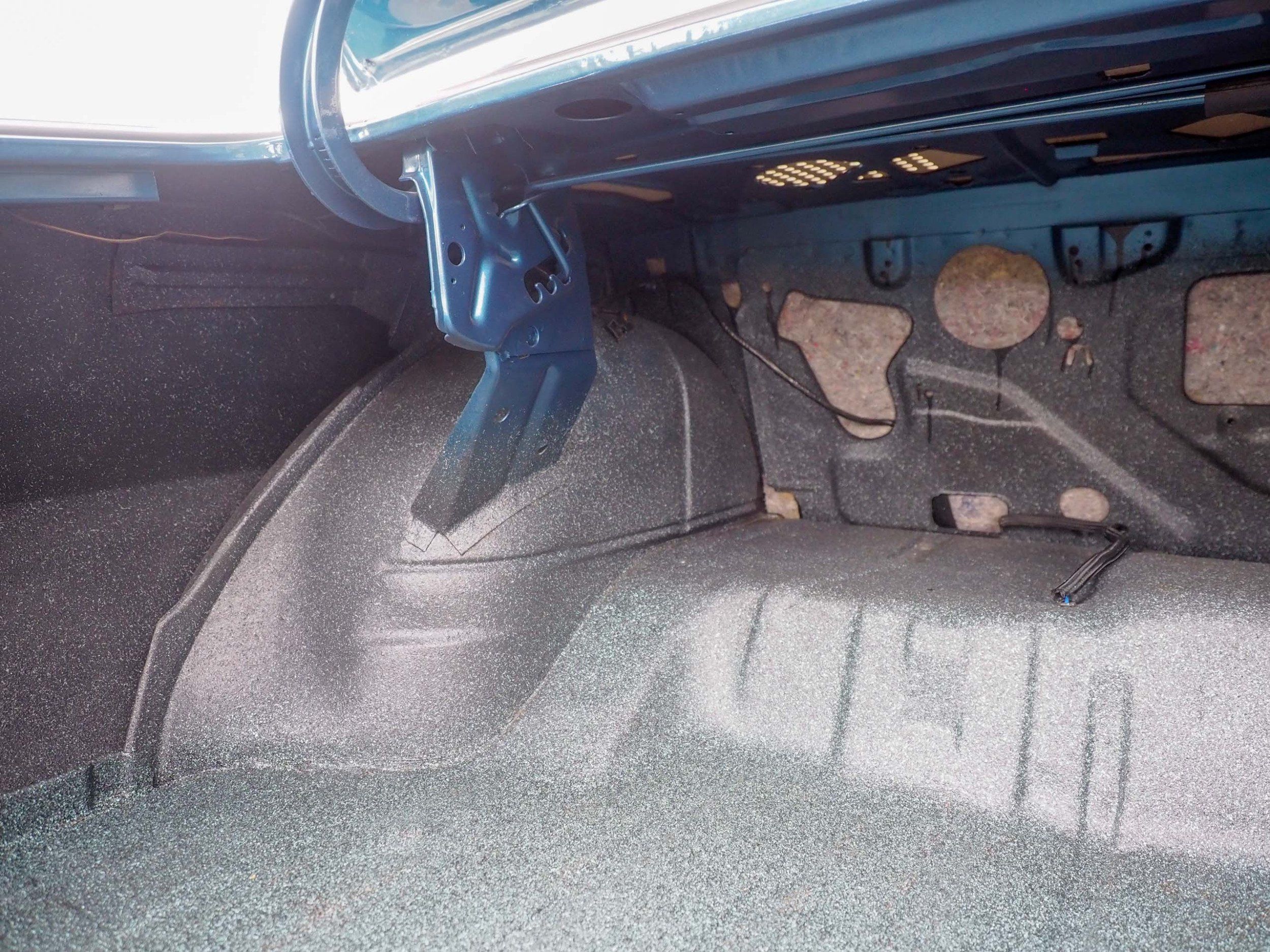 1970 Pontiac GTO Blue 