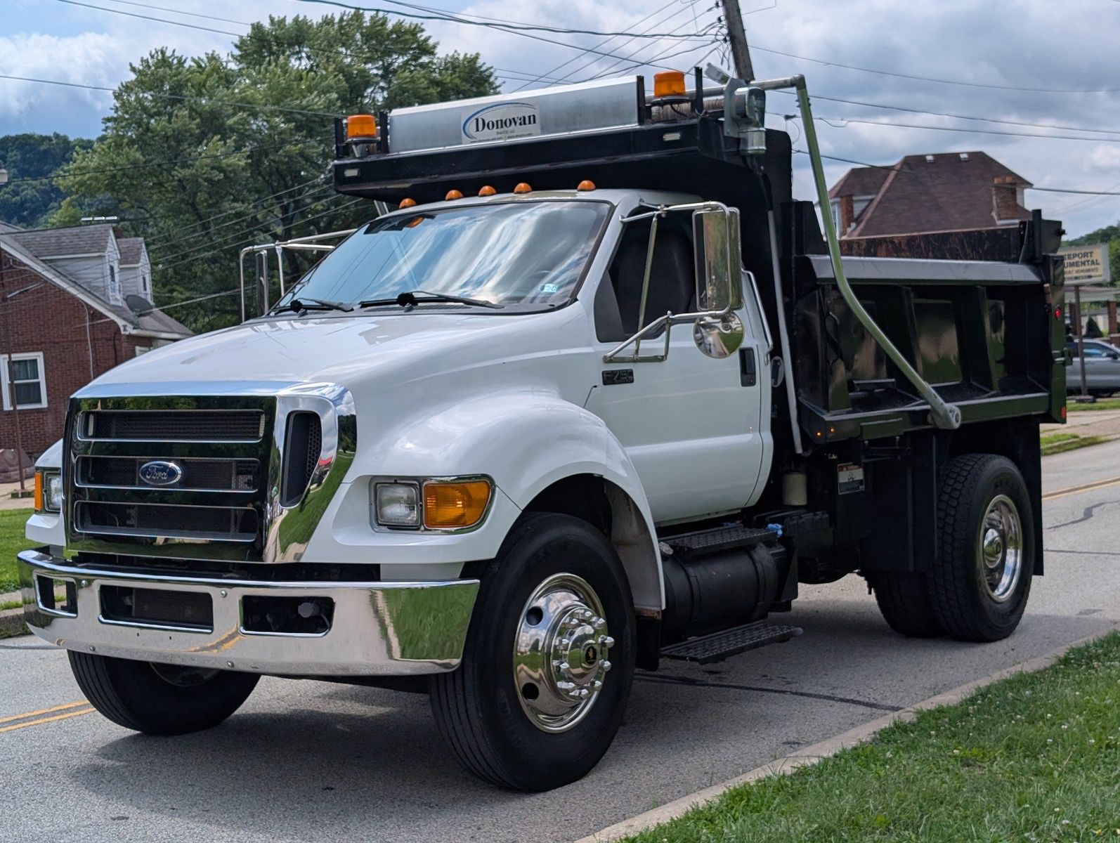 2015 Ford F-750 88