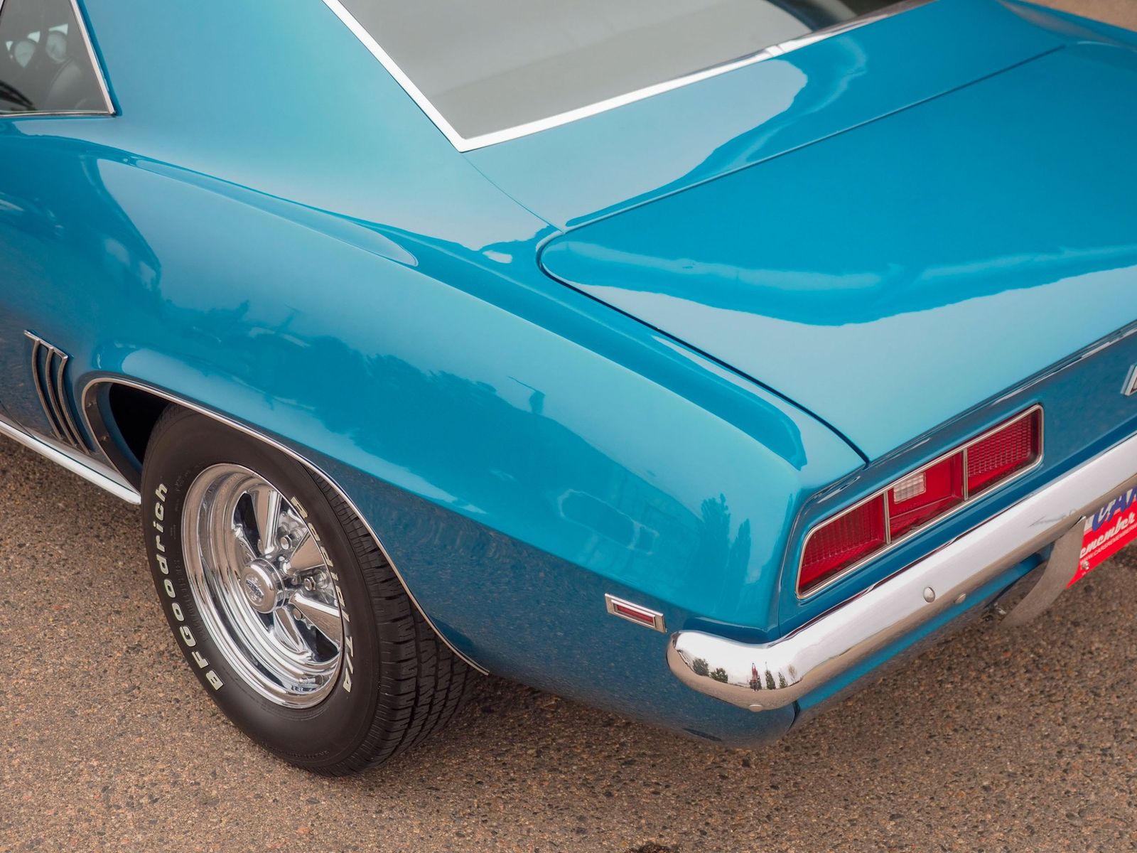 1969 Chevrolet Camaro 16
