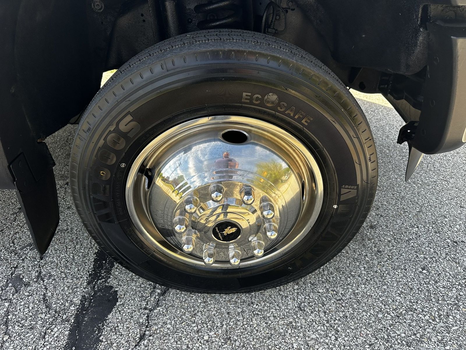 2014 Ford F-550 Chassis 18