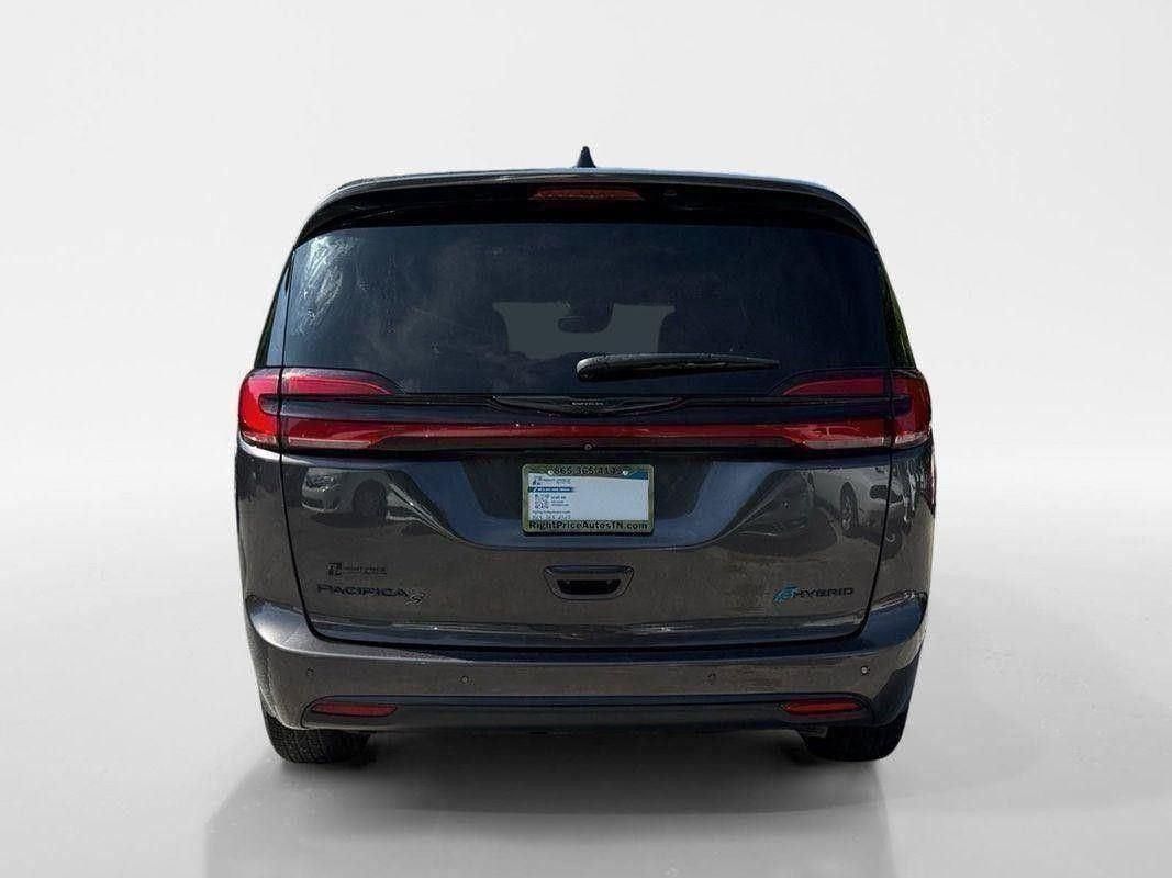 2023 Chrysler Pacifica Hybrid Touring L photo 4