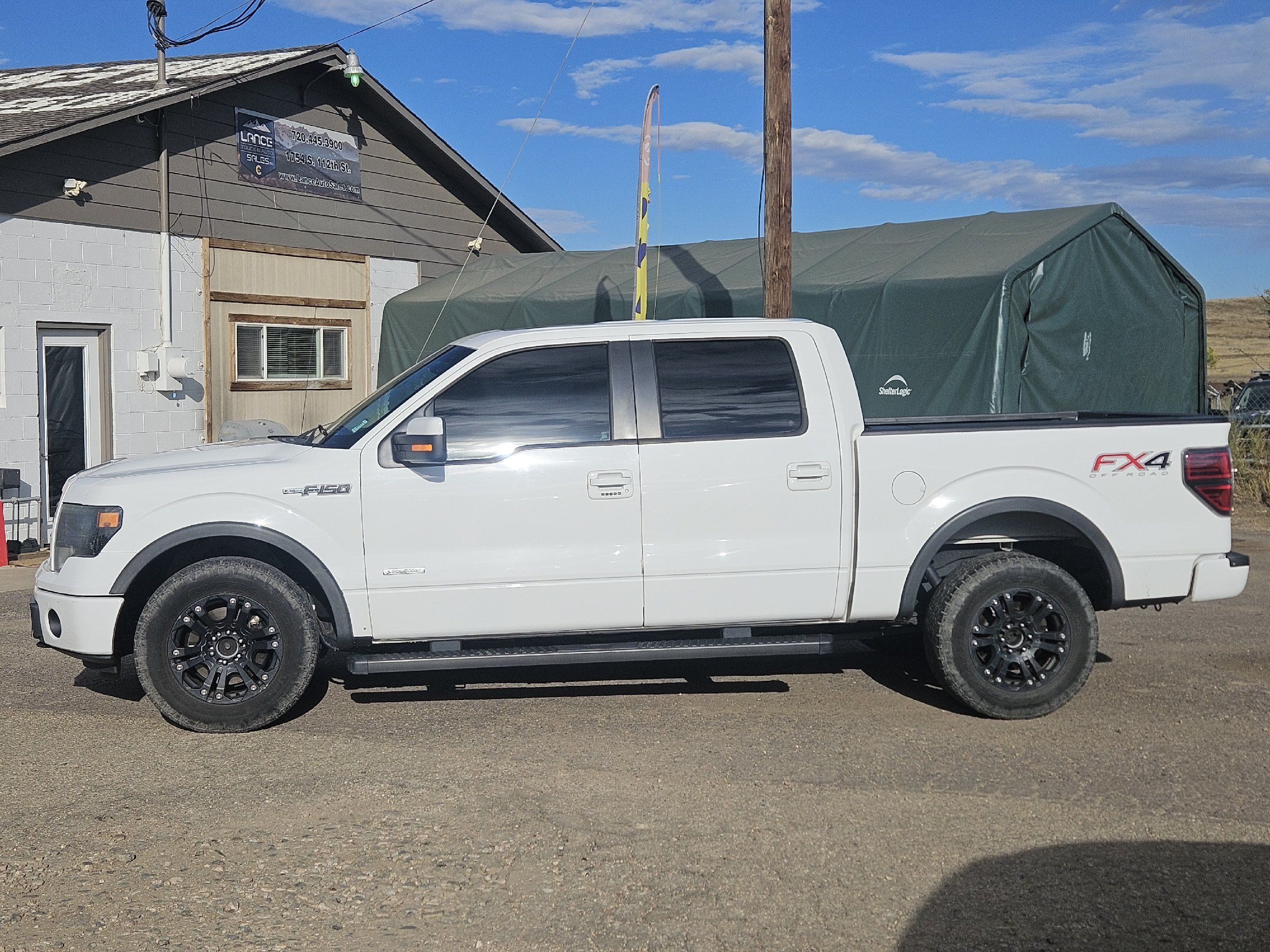 2013 Ford F-150 XLT photo 2