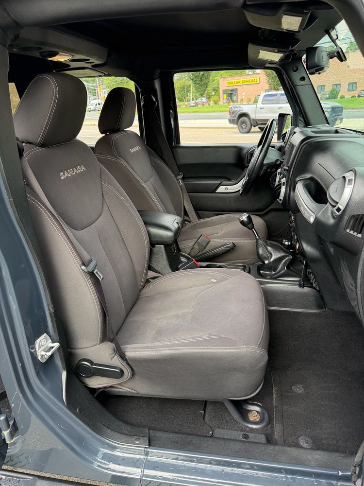 2017 Jeep Wrangler Unlimited Sahara - Photo 11