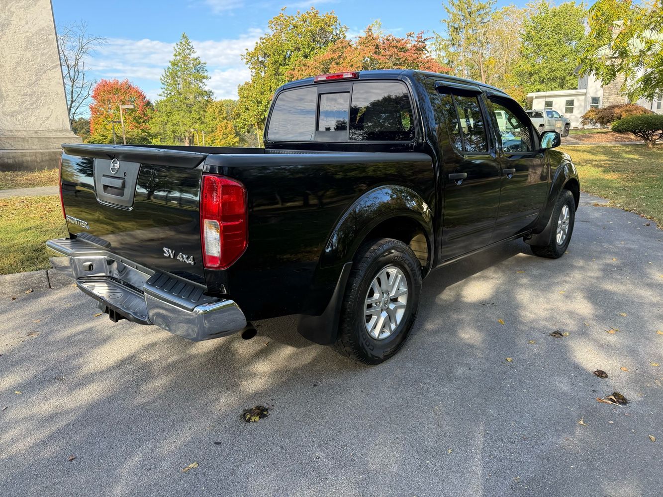 2016 Nissan Frontier SV photo 5