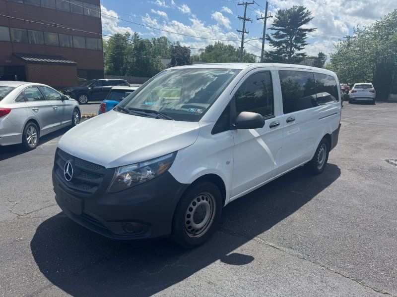 2019 Mercedes-Benz Metris Passenger Van Base's photo